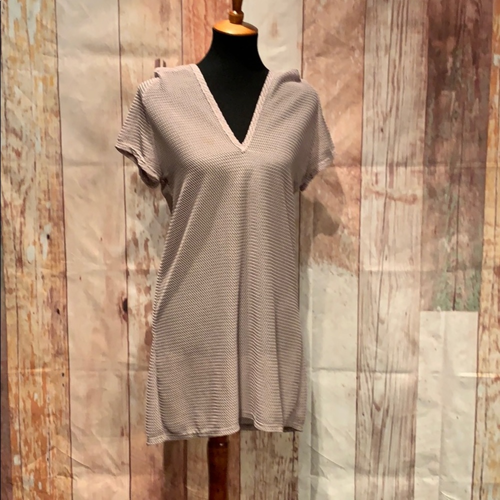 Jordan Taylor loose weave swimsuit coverup hoodie